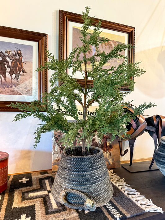 Lariat Rope Christmas Tree Collar