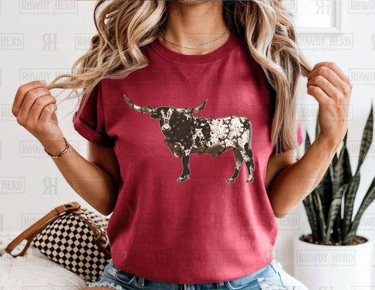 Christmas Lights Longhorn | Comfort Colors Tee, Gildan Sweatshirt or Hoodie