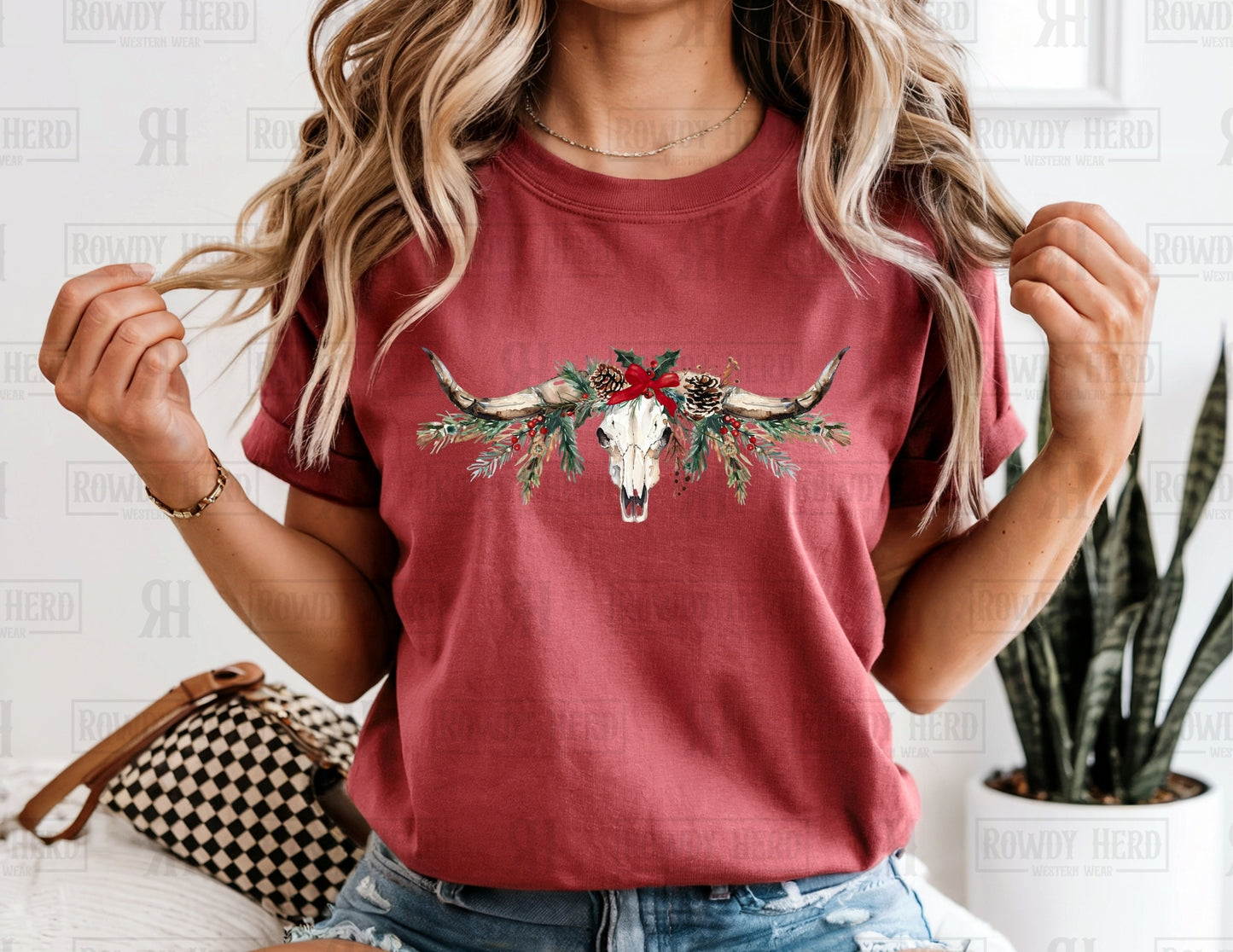 Christmas Longhorn Skull | Comfort Colors Tee, Gildan Sweatshirt or Hoodie